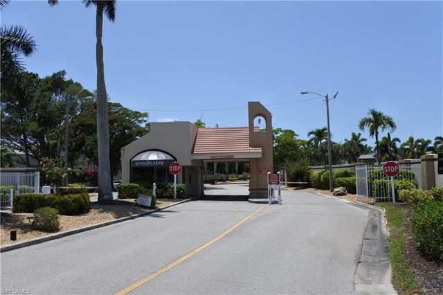 6220 Augusta DR 315, Fort Myers, FL 33907