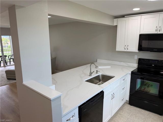 6220 Augusta DR 315, Fort Myers, FL 33907