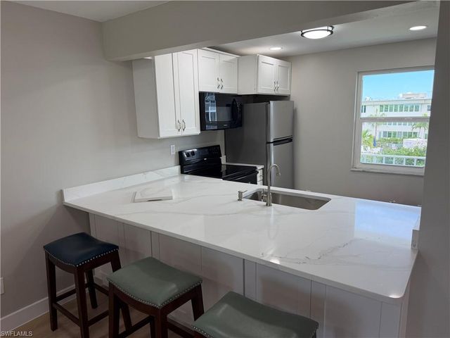 6220 Augusta DR 315, Fort Myers, FL 33907