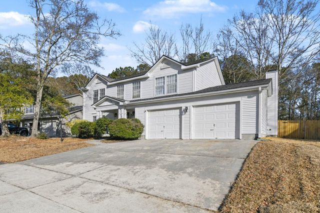 104 N Pembroke Drive, Goose Creek, SC 29445