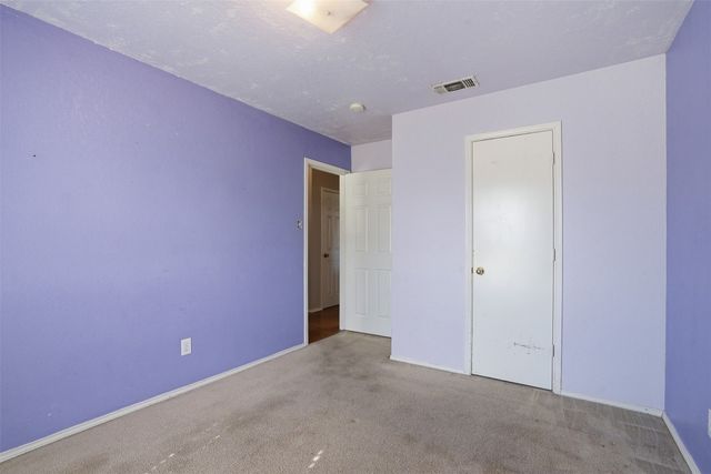 1026 Meadowbend Drive, Cedar Hill, TX 75104