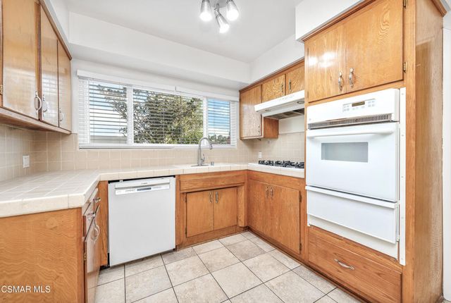 22002 Ybarra Road, Woodland Hills, CA 91364