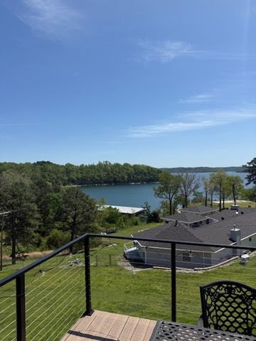 9994 Jim Trails, Rogers, AR 72756