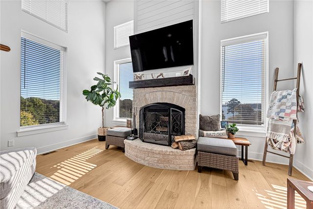 9994 Jim Trails, Rogers, AR 72756