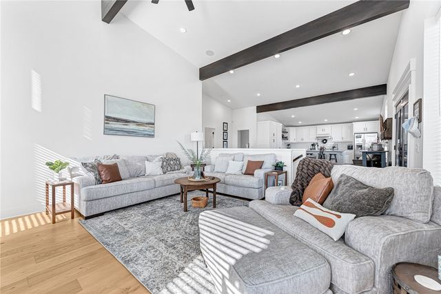 9994 Jim Trails, Rogers, AR 72756