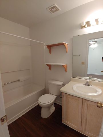 1285 Rumba Ln Apt B, Tallahassee, FL 32304