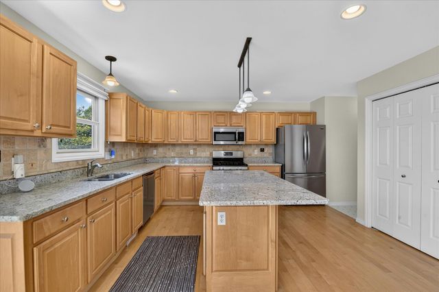 1041 Bicentennial Parkway, Ann Arbor, MI 48108