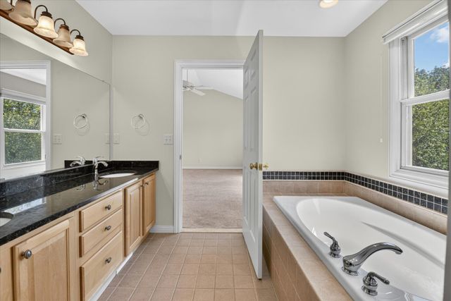 1041 Bicentennial Parkway, Ann Arbor, MI 48108