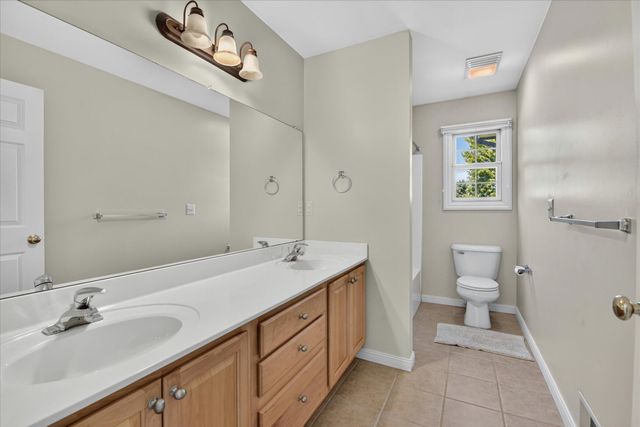 1041 Bicentennial Parkway, Ann Arbor, MI 48108