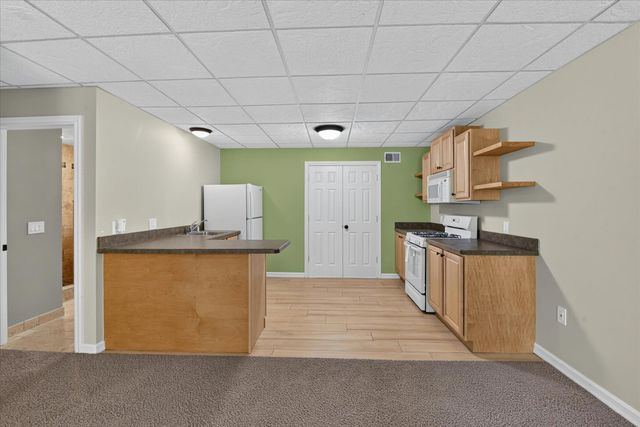 1041 Bicentennial Parkway, Ann Arbor, MI 48108
