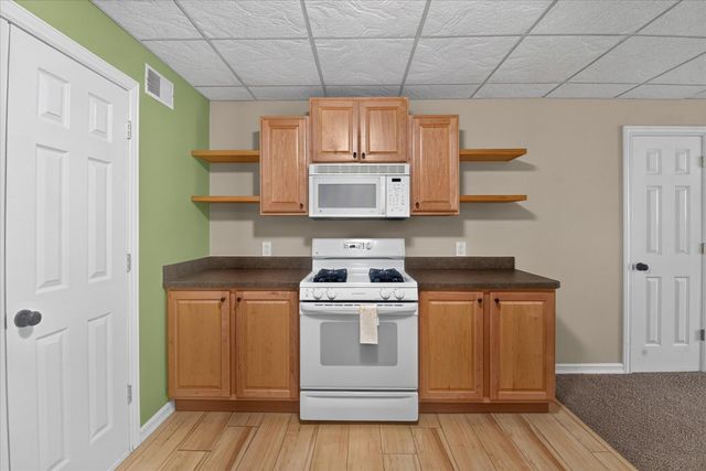 1041 Bicentennial Parkway, Ann Arbor, MI 48108