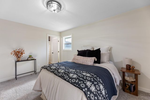 9109 E Barron Rd, Wichita, KS 67207