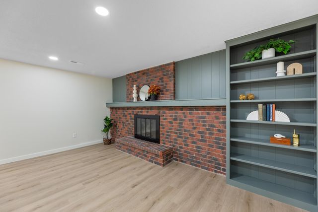 9109 E Barron Rd, Wichita, KS 67207