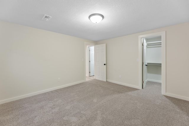 9109 E Barron Rd, Wichita, KS 67207