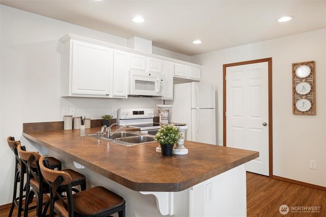 449 Oak Hill Lane, Burlington, WA 98233