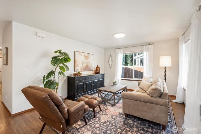 449 Oak Hill Lane, Burlington, WA 98233