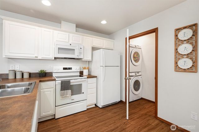 449 Oak Hill Lane, Burlington, WA 98233