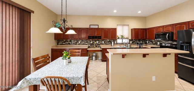 6771 S Camino Catalan, Tucson, AZ 85757