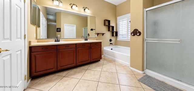 6771 S Camino Catalan, Tucson, AZ 85757