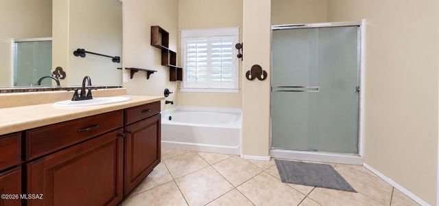 6771 S Camino Catalan, Tucson, AZ 85757
