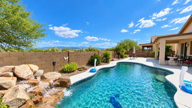 6771 S Camino Catalan, Tucson, AZ 85757