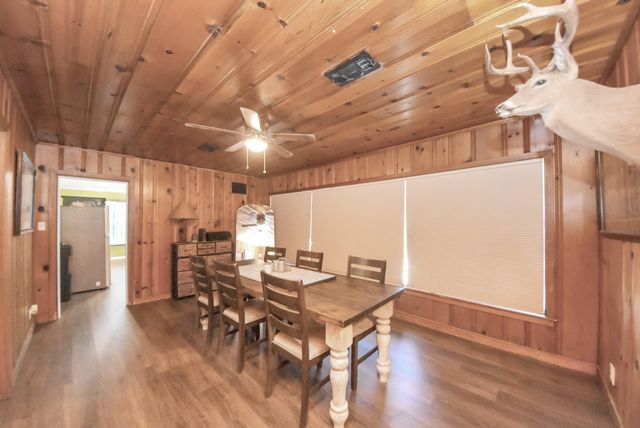 201 S Roosevelt Avenue, Cleveland, TX 77327