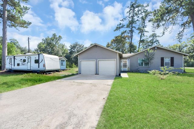 201 S Roosevelt Avenue, Cleveland, TX 77327