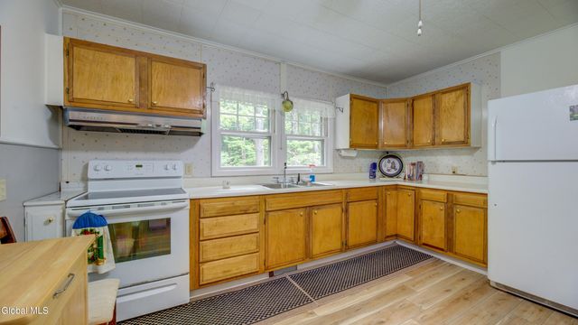 591 County Highway 146, Gloversville, NY 12078