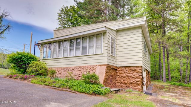 591 County Highway 146, Gloversville, NY 12078