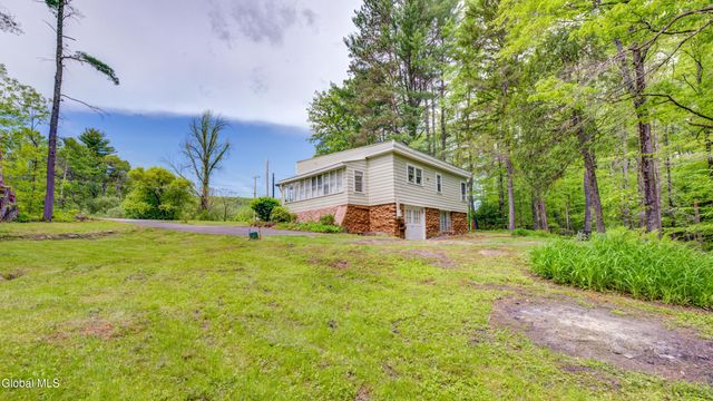 591 County Highway 146, Gloversville, NY 12078