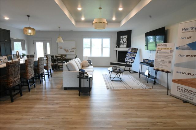 5195 Winslow Road, Marion, IA 52302