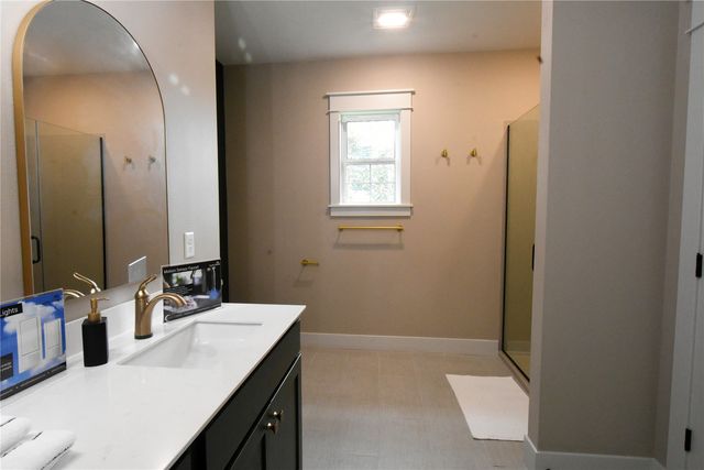 5195 Winslow Road, Marion, IA 52302