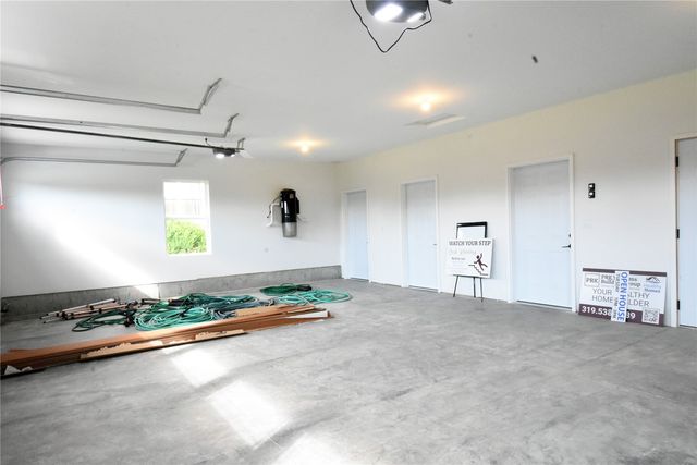 5195 Winslow Road, Marion, IA 52302