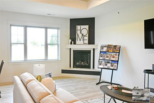 5195 Winslow Road, Marion, IA 52302