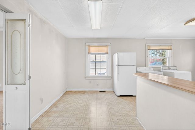 1028 Queen Ann Street, Burlington, NC 27217