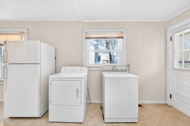 1028 Queen Ann Street, Burlington, NC 27217