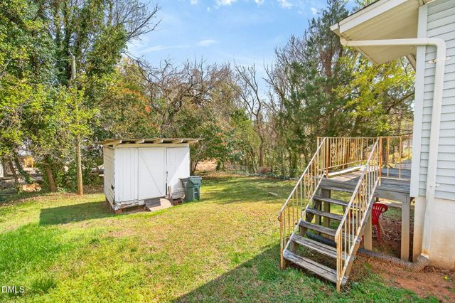 1028 Queen Ann Street, Burlington, NC 27217