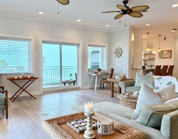 423 S Atlantic Ave Apt 102, New Smyrna Beach, FL 32169