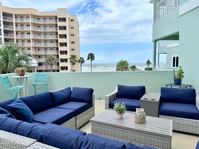 423 S Atlantic Ave Apt 102, New Smyrna Beach, FL 32169