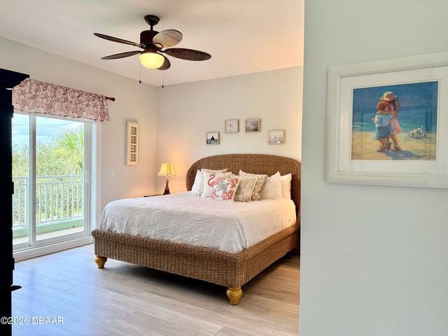 423 S Atlantic Ave Apt 102, New Smyrna Beach, FL 32169