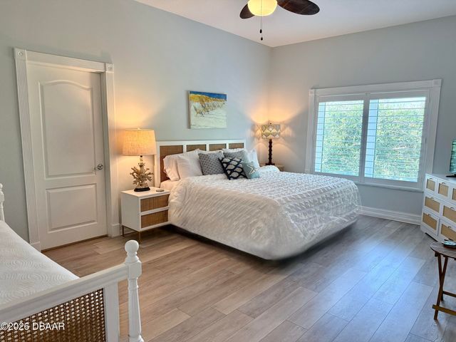 423 S Atlantic Ave Apt 102, New Smyrna Beach, FL 32169
