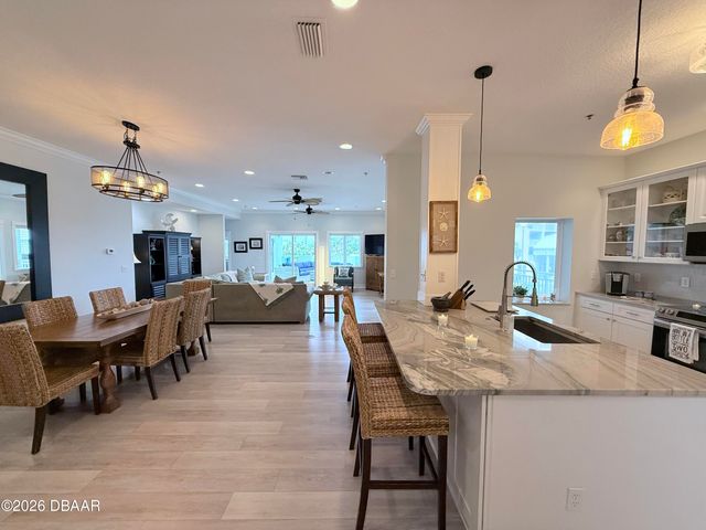 423 S Atlantic Ave Apt 102, New Smyrna Beach, FL 32169