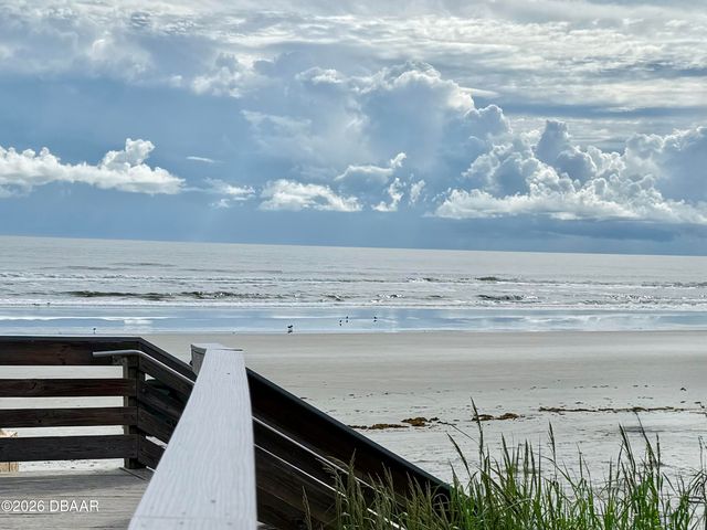 423 S Atlantic Ave Apt 102, New Smyrna Beach, FL 32169