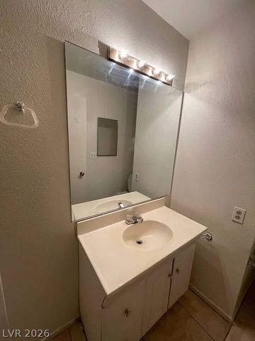 4300 LAMONT Street 232, Las Vegas, NV 89115