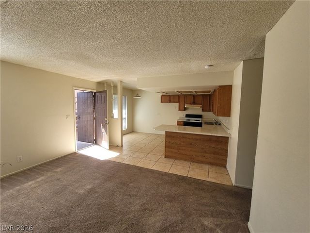4300 LAMONT Street 232, Las Vegas, NV 89115