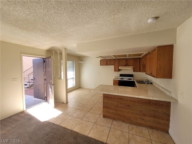 4300 LAMONT Street 232, Las Vegas, NV 89115