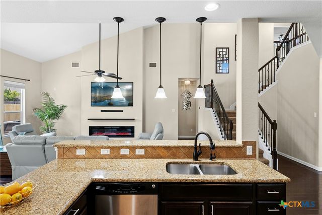 206 Paul Azinger Court, Round Rock, TX 78664