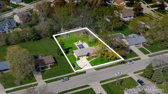 3679 Yellowstone Drive Sw, Grandville City, MI 49418