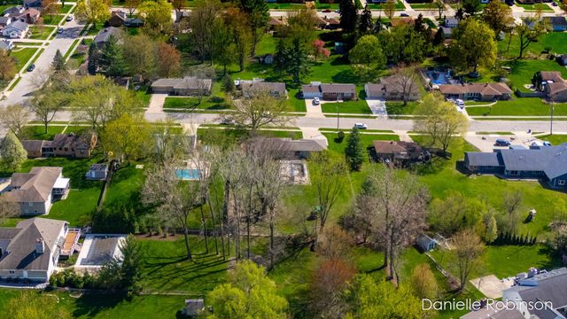 3679 Yellowstone Drive Sw, Grandville City, MI 49418