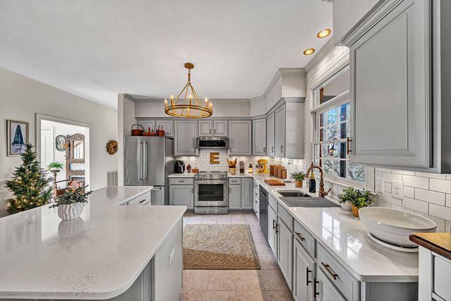 3535 Windsor Oaks CIR, Roanoke, VA 24018